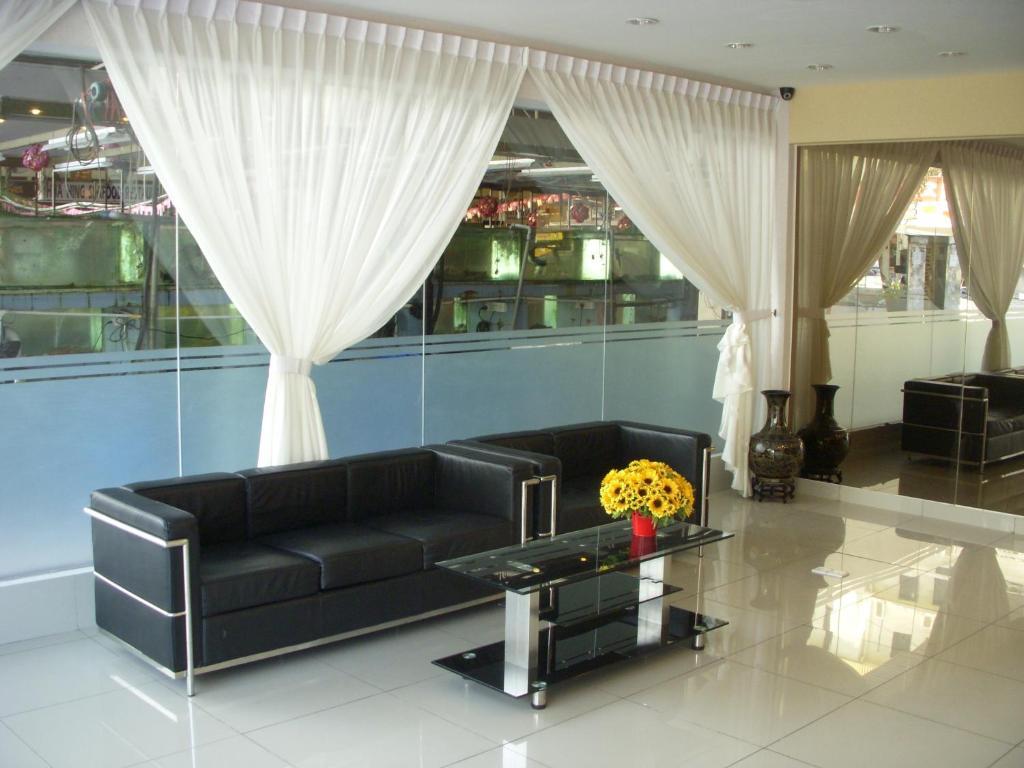 Stay Inn Kota Kinabalu Exterior foto